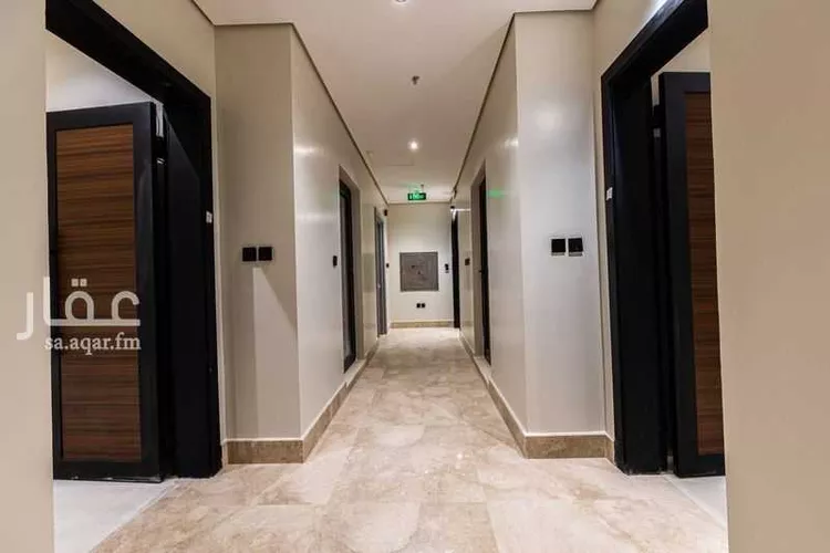 عمارة للإيجار في شارع ابي امامة الحارثي, حي الضباط, مدينة الرياض, منطقة الرياض صورة 4