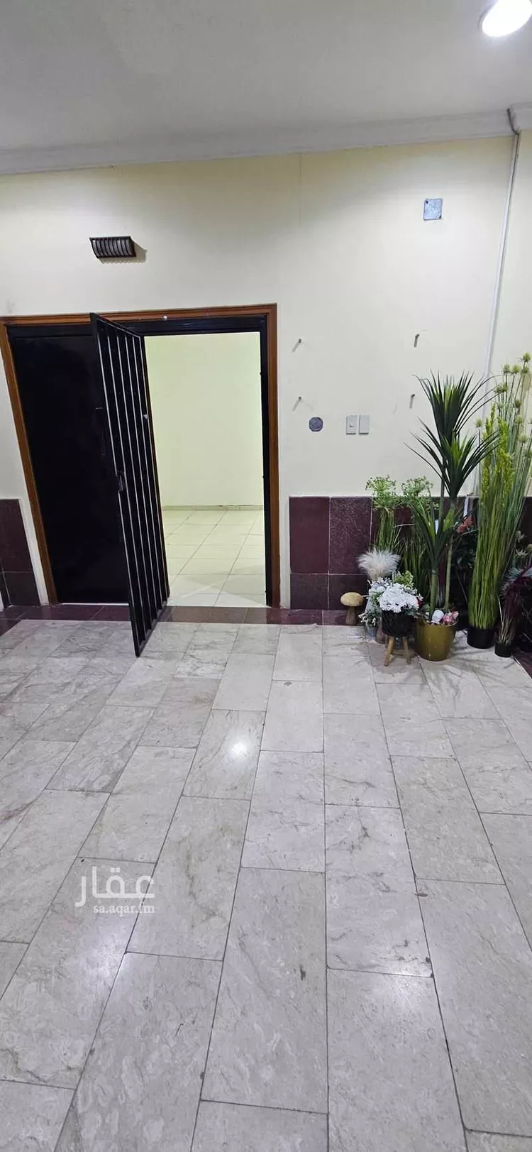 مكتب تجاري للإيجار في شارع الحادي عشر, حي العدامة, مدينة الدمام, المنطقة الشرقية