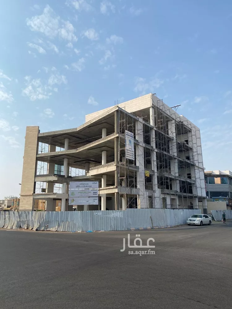 محل للإيجار في شارع طريق الكورنيش, حي الشاطئ, مدينة جدة, منطقة مكة المكرمة صورة 2