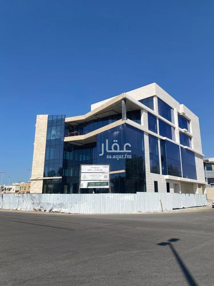 مكتب تجاري للإيجار في شارع طريق الكورنيش, حي الشاطئ, مدينة جدة, منطقة مكة المكرمة