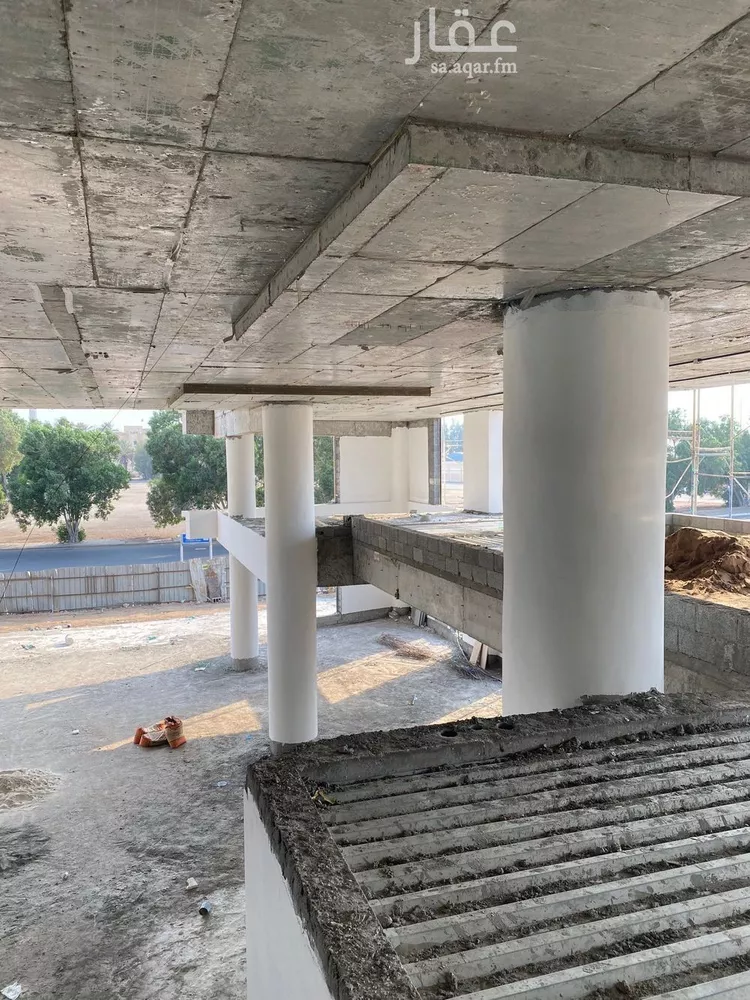 محل للإيجار في شارع طريق الكورنيش, حي الشاطئ, مدينة جدة, منطقة مكة المكرمة