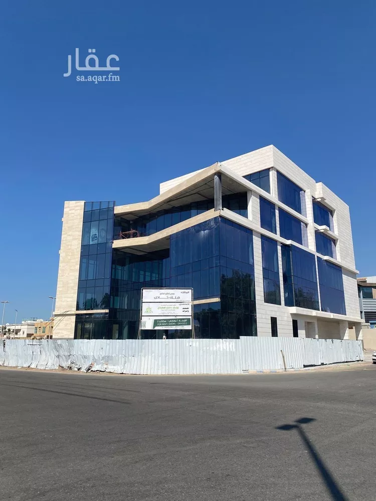 مكتب تجاري للإيجار في شارع طريق الكورنيش, حي الشاطئ, مدينة جدة, منطقة مكة المكرمة