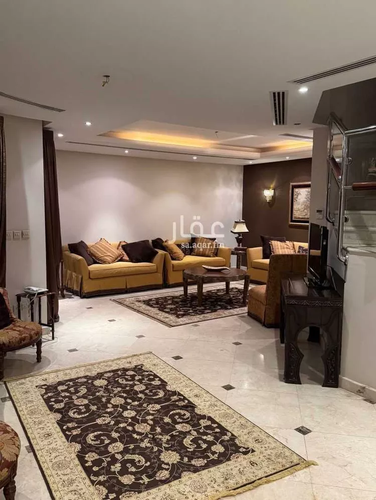 فيلا للإيجار في شارع الطوال, حي الملك عبدالله, مدينة الرياض, منطقة الرياض صورة 2