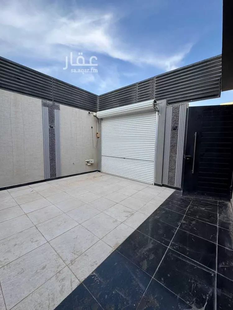 فيلا للبيع في شارع ابي المكارم بن مفرج ، حي عكاظ ، الرياض ، منطقة الرياض
