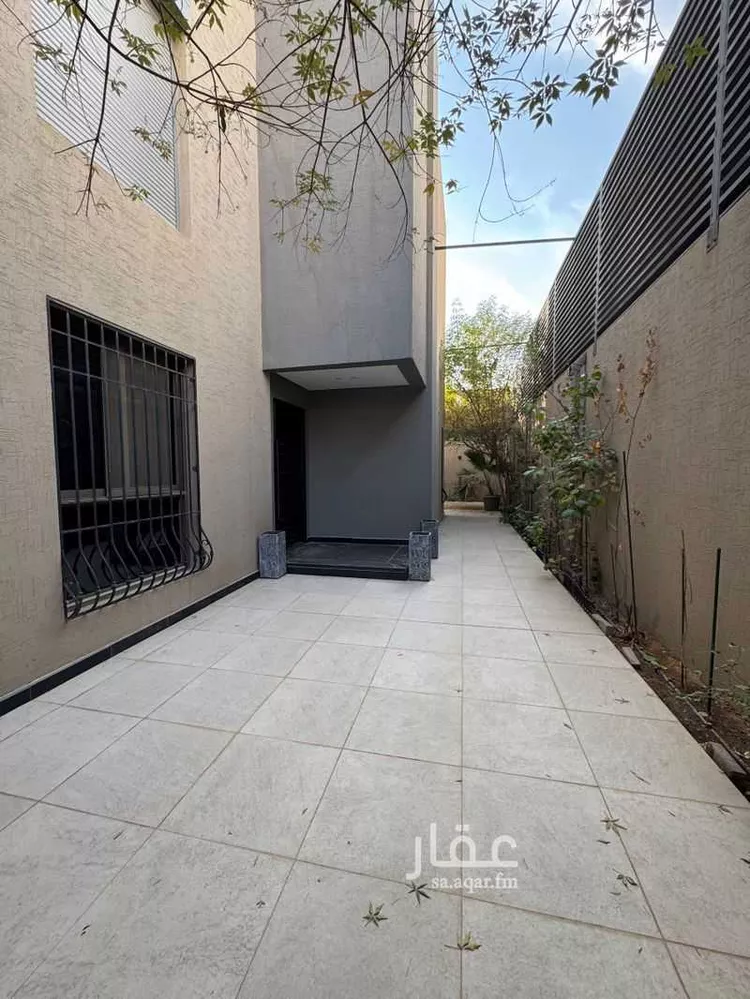 فيلا للبيع في شارع ابي المكارم بن مفرج ، حي عكاظ ، الرياض ، منطقة الرياض صورة 4