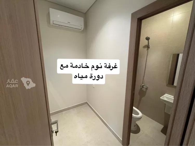 شقة للبيع في شارع طريق خادم الحرمين الشريفين الفرعي, حي الجامعة, مدينة الظهران, المنطقة الشرقية 2