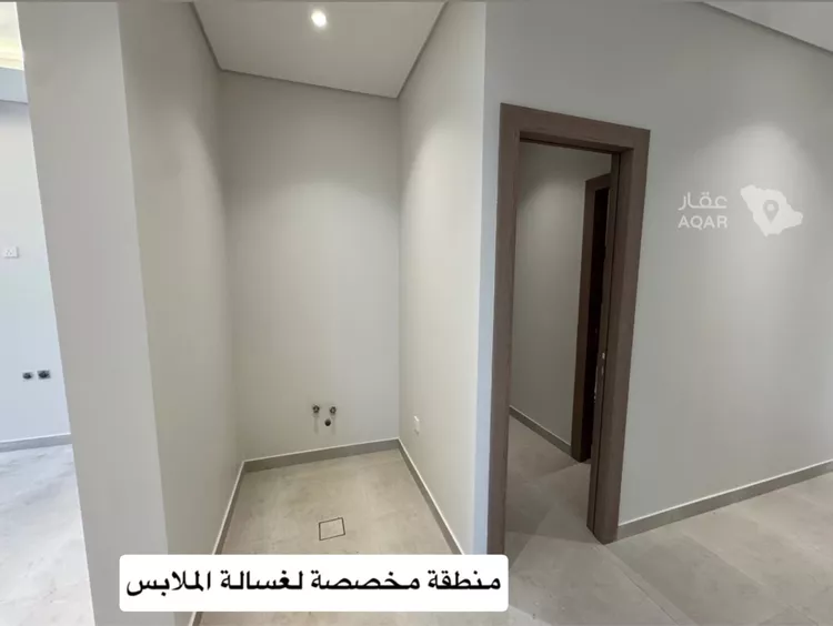 شقة للبيع في شارع طريق خادم الحرمين الشريفين الفرعي, حي الجامعة, مدينة الظهران, المنطقة الشرقية 3