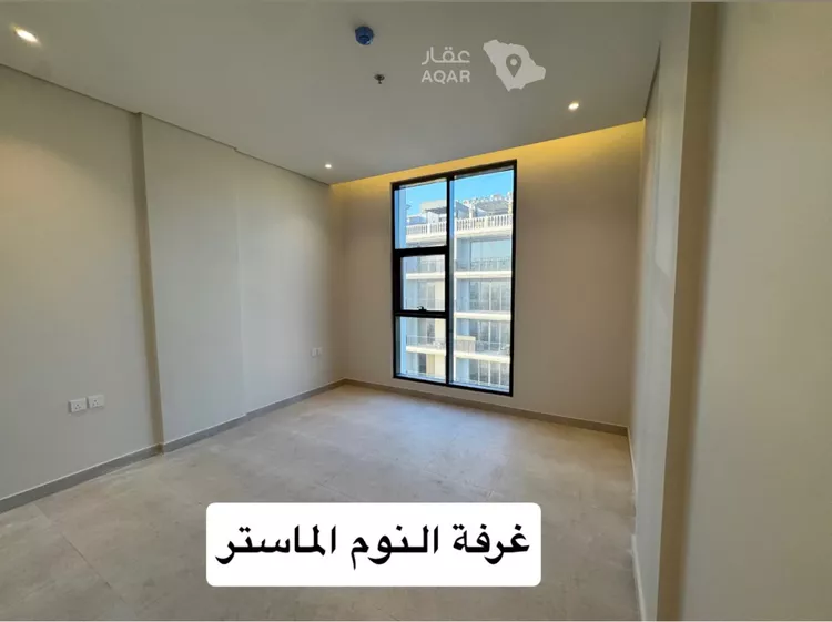شقة للبيع في شارع طريق خادم الحرمين الشريفين الفرعي, حي الجامعة, مدينة الظهران, المنطقة الشرقية 4