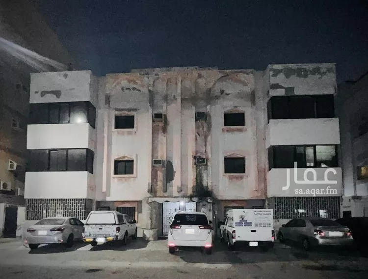 عمارة للبيع في شارع عبدالرحمن بن أسعد ، حي البوادي ، جدة ، جدة