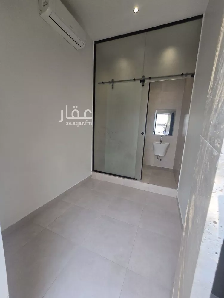 Room for Rent in Riyadh Al Yasmin صورة 4
