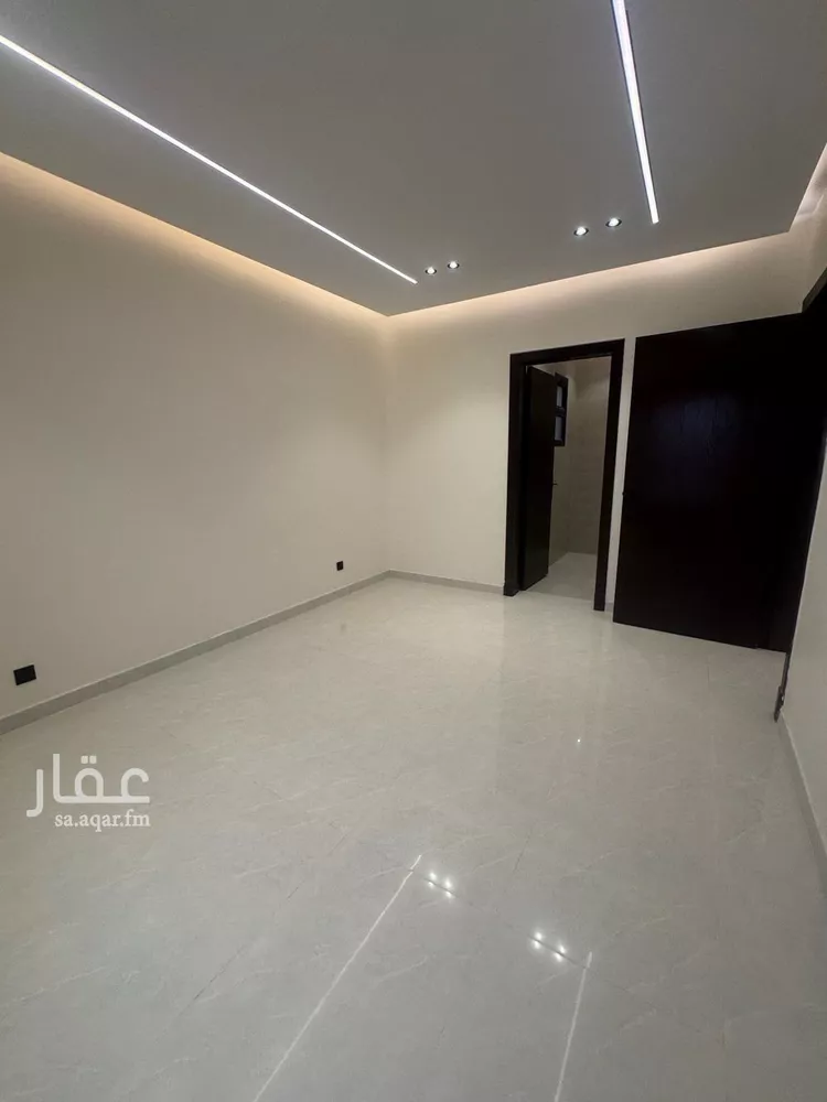 دور للبيع في شارع ريس, حي بدر, مدينة الرياض, منطقة الرياض صورة 3