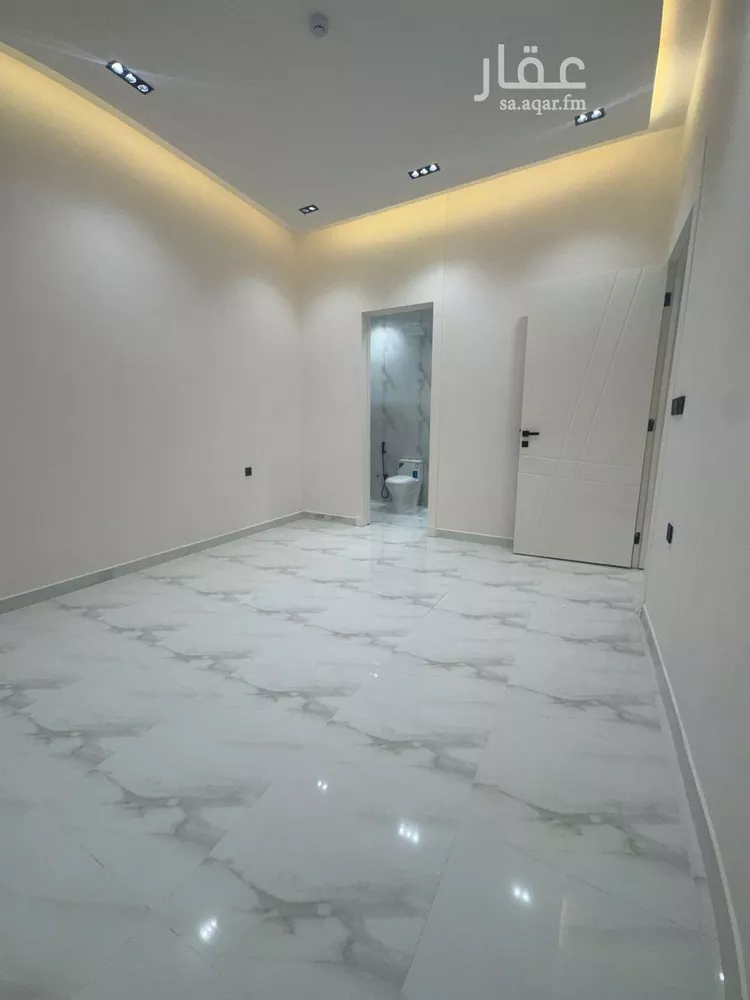 عمارة للبيع في شارع محمد ابن مهيزع, حي الزهرة, مدينة الرياض, منطقة الرياض صورة 3