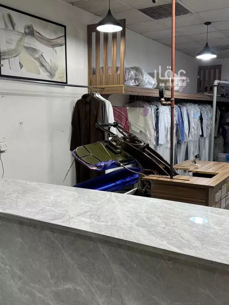 محل للإيجار في حي ، شارع العيينة ، حي ظهرة لبن ، الرياض ، منطقة الرياض صورة 2