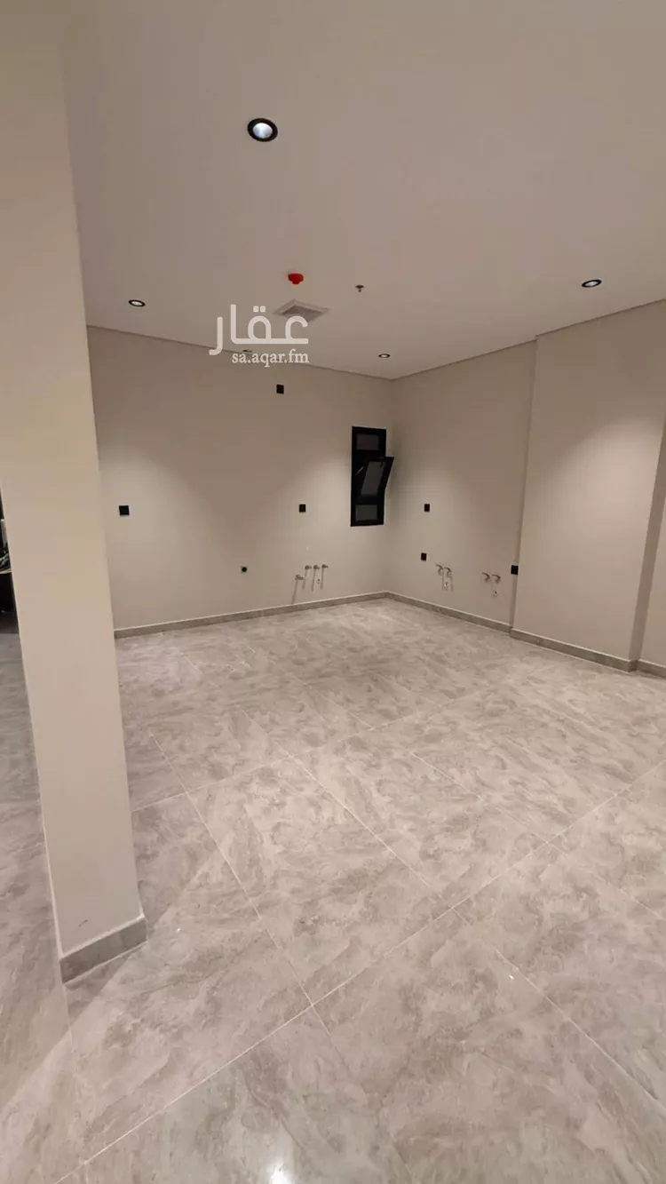 شقة للبيع في شارع القرية العليا, حي الحمراء, مدينة الخبر, المنطقة الشرقية 17
