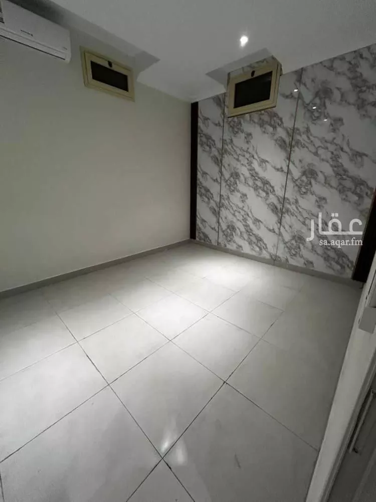 Room for Rent in Taif Al Waht