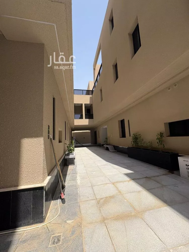 فيلا للبيع في شارع الفرعة, حي الياسمين, مدينة الرياض, منطقة الرياض صورة 5