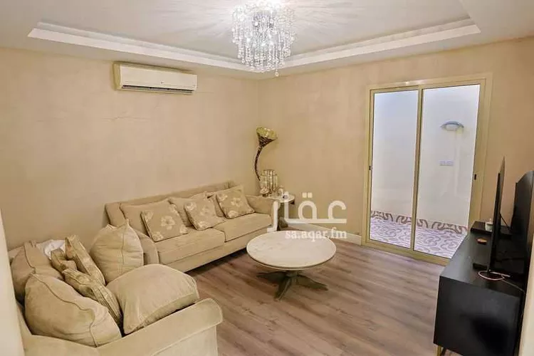 فيلا للبيع في شارع الاحمر بن جندل, حي الصفاء, مدينة بريده, منطقة القصيم صورة 2