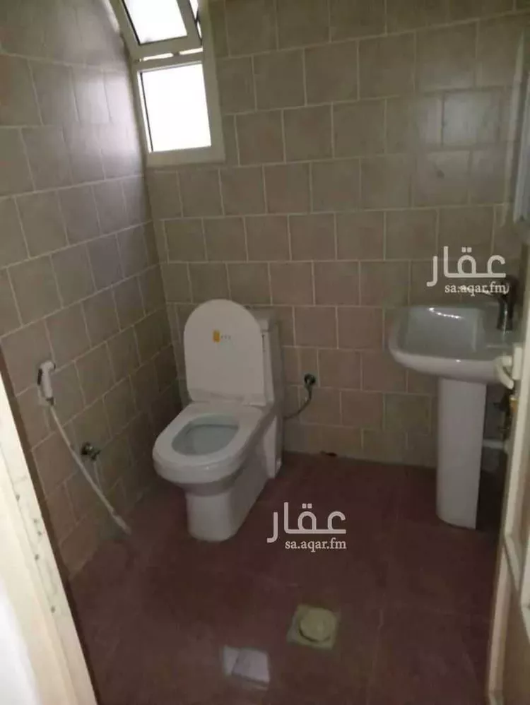 مكتب تجاري للإيجار في شارع التاسع, حي البديع, مدينة الدمام, المنطقة الشرقية صورة 2