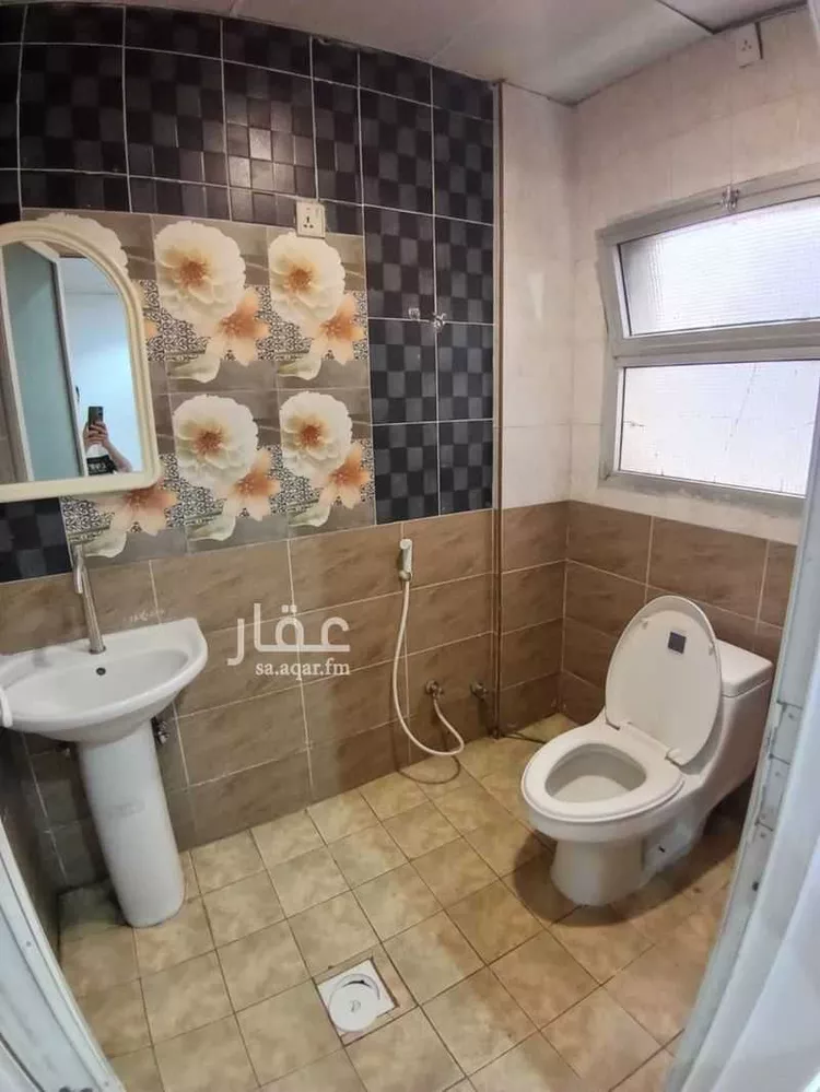 Commercial Office for Rent in Al Qatif Al Khuzamy صورة 2