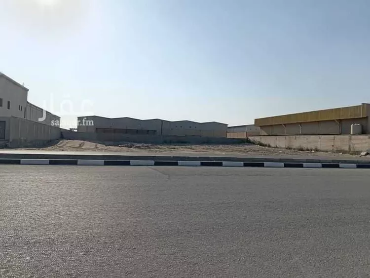 أرض للإيجار في شارع القدس, حي منطقة المستودعات, مدينة القطيف, المنطقة الشرقية