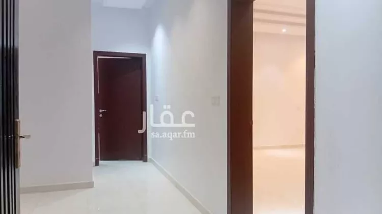 فيلا للإيجار في شارع 5088163, حي الرياض, مدينة جدة, منطقة مكة المكرمة 1 صورة