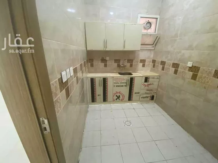 شقة للإيجار في شارع ينبع, حي ظهرة لبن, مدينة الرياض, منطقة الرياض صورة 3