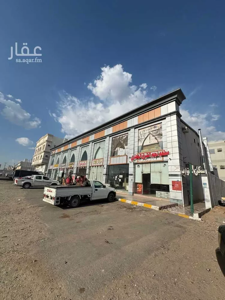 محل للبيع في شارع طريق الصناعية, حي أبوكبير, مدينة المدينة المنورة, منطقة المدينة المنورة صورة 3