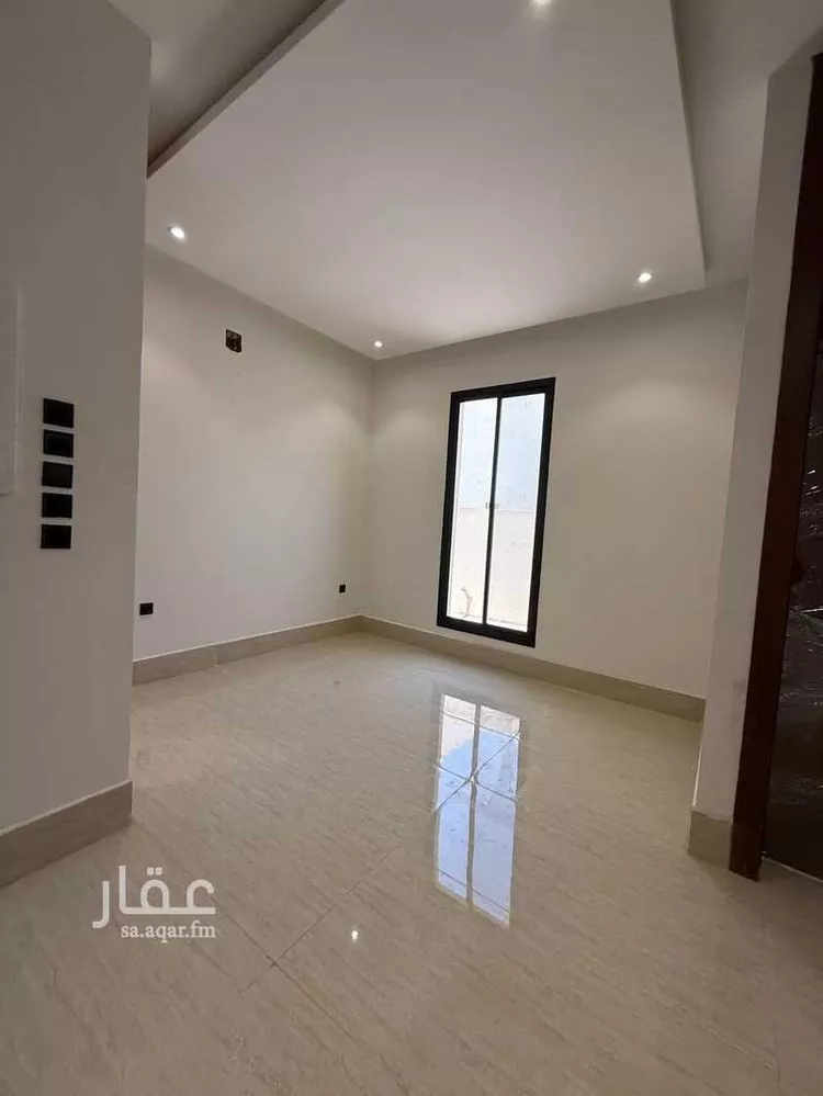 فيلا للبيع في شارع عباس عبدالجبار, حي العوالي, مدينة الرياض, منطقة الرياض صورة 5