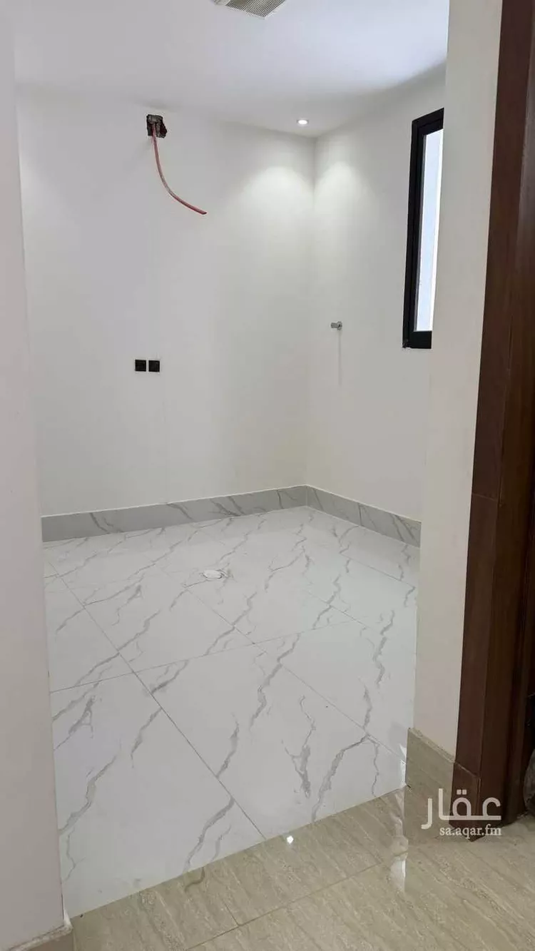 فيلا للبيع في شارع عباس عبدالجبار, حي العوالي, مدينة الرياض, منطقة الرياض