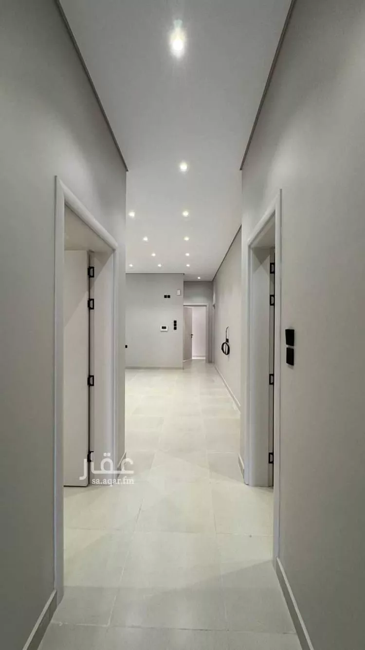 شقة للبيع في شارع محمد بن عمر بن بكير النجار البغدادي, حي ورقان, مدينة المدينة المنورة, منطقة المدينة المنورة