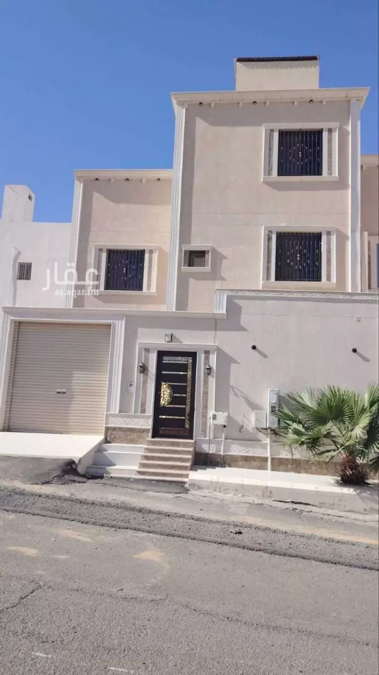 فيلا للبيع في شارع ابي العز القلانسي, حي عروة, مدينة المدينة المنورة, منطقة المدينة المنورة