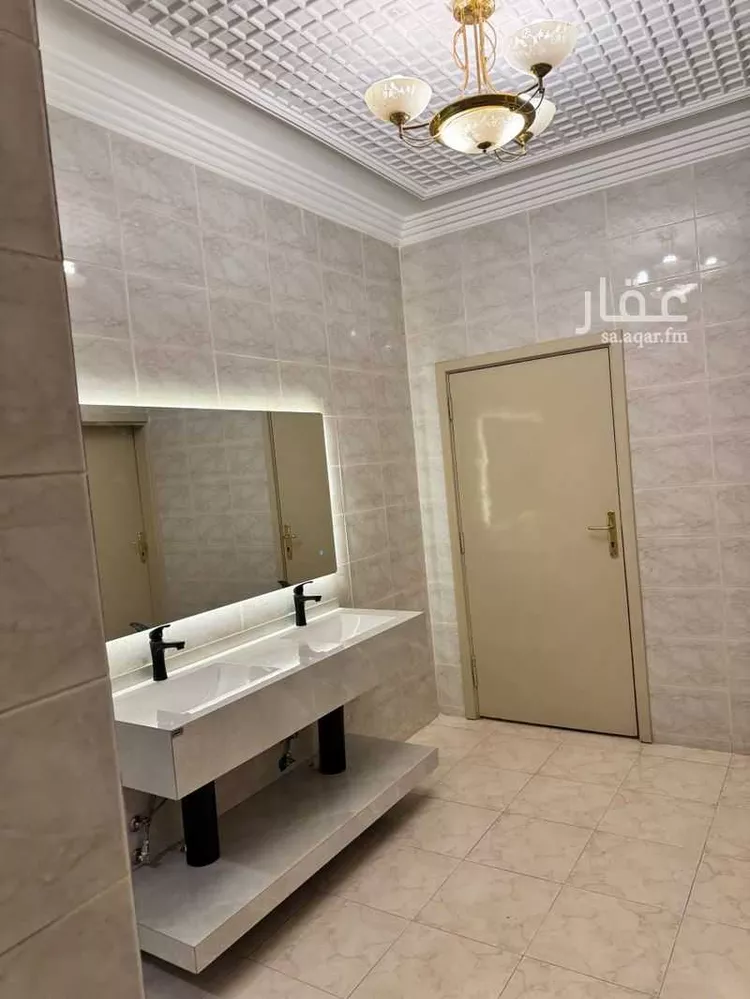 فيلا للبيع في شارع الصفرات, حي السويدي, مدينة الرياض, منطقة الرياض 10