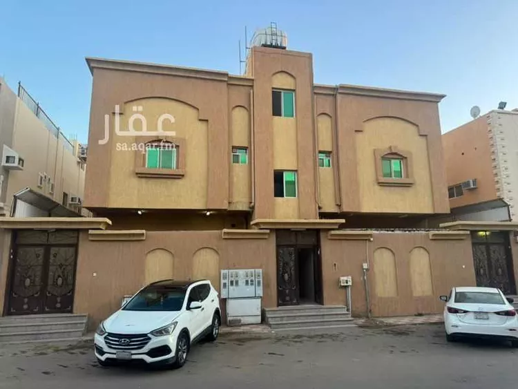 عمارة للبيع في شارع أبو جناح ، حي الهضيبة ، تبوك ، منطقة تبوك صورة 3