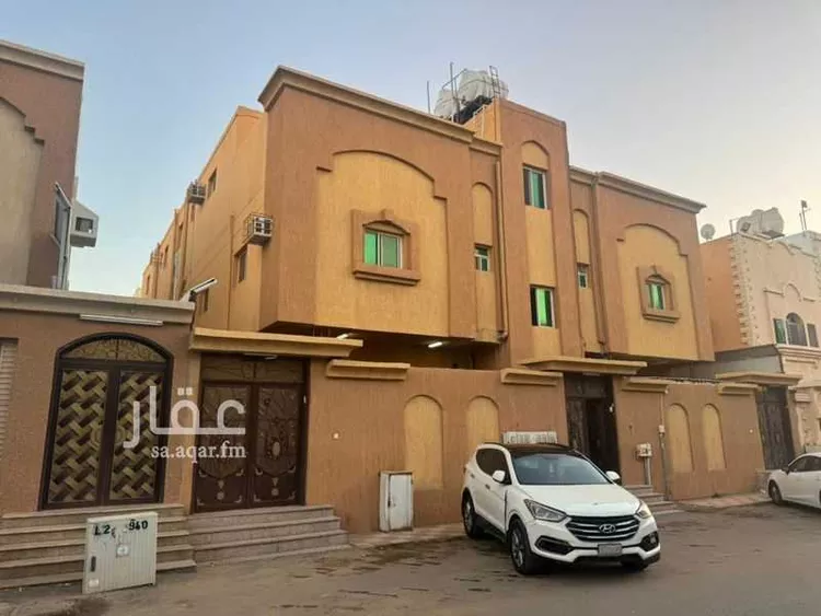 عمارة للبيع في شارع أبو جناح ، حي الهضيبة ، تبوك ، منطقة تبوك صورة 2