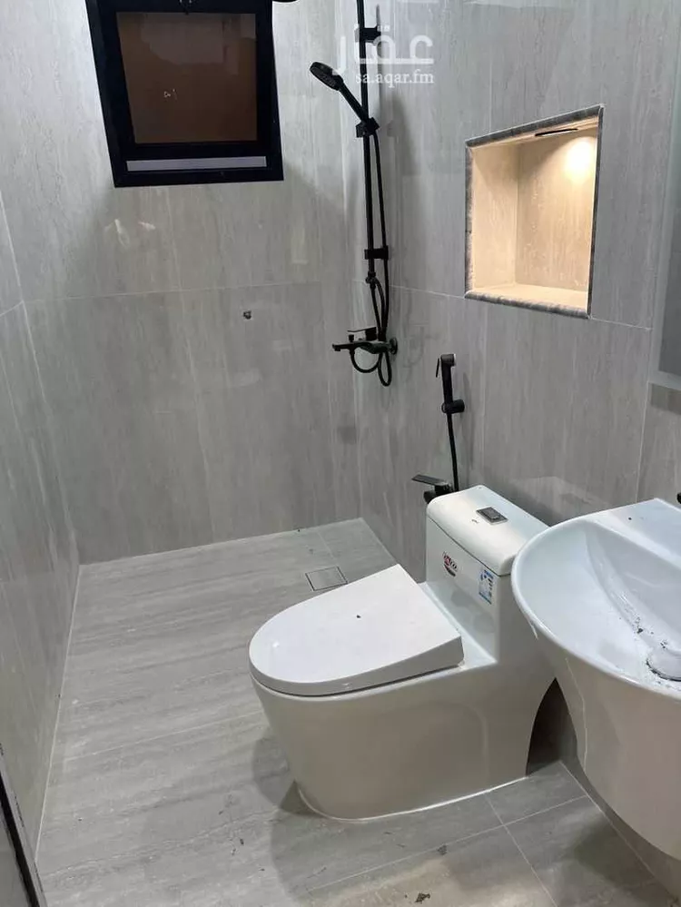 شقة للبيع في شارع البحر 540, حي البحر, مدينة الجبيل, المنطقة الشرقية 8