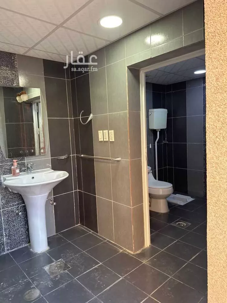 فيلا للإيجار في شارع الصمان, حي دارين, مدينة مدينه الجبيل الصناعيه, المنطقة الشرقية صورة 4