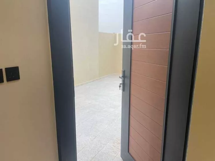 شقة للبيع في شارع ابي الفداء, حي المعيزيلة, مدينة الرياض, منطقة الرياض صورة 4