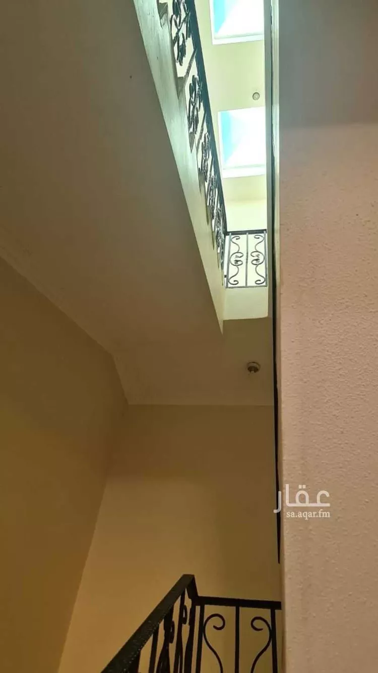 فيلا للبيع في شارع أبي الحسن أحمد الطبري, حي المروج, مدينة الرياض, منطقة الرياض صورة 5