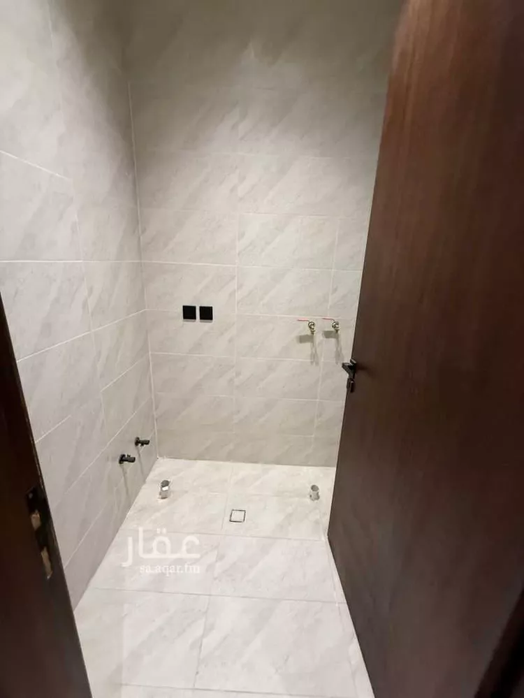 Apartment for Sale in Khamis Mushait Al Moosa Subdivision 14