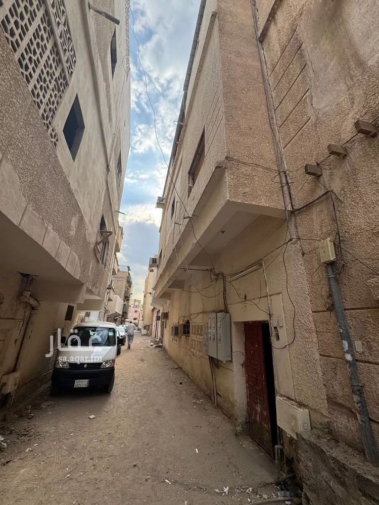 عمارة للبيع في شارع السائب بن عثمان, حي المغيسلة, مدينة المدينه المنوره, منطقة المدينة المنورة صورة 2