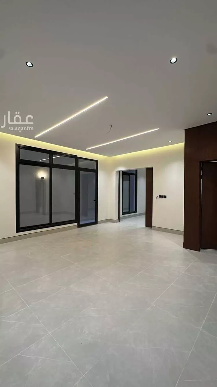 Floor for Sale in Riyadh Al Janadriyah