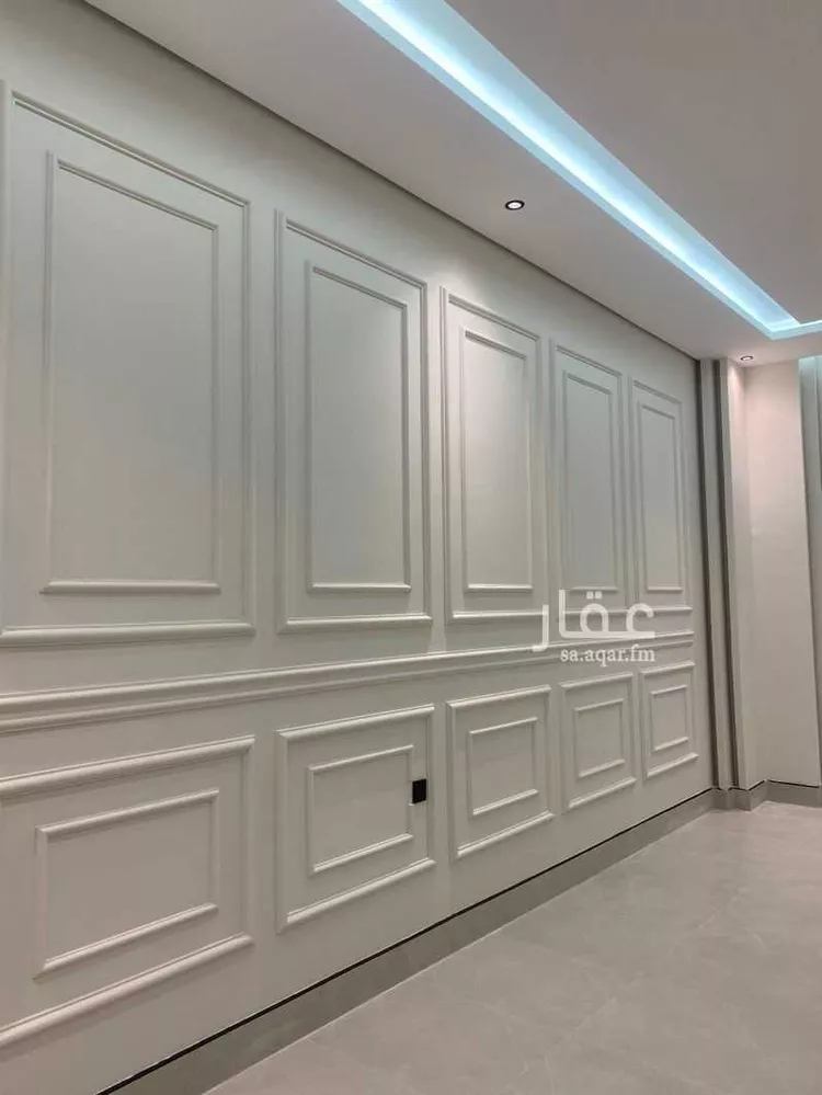 دور للبيع في شارع المحدار, حي المعيزيلة, مدينة الرياض, منطقة الرياض