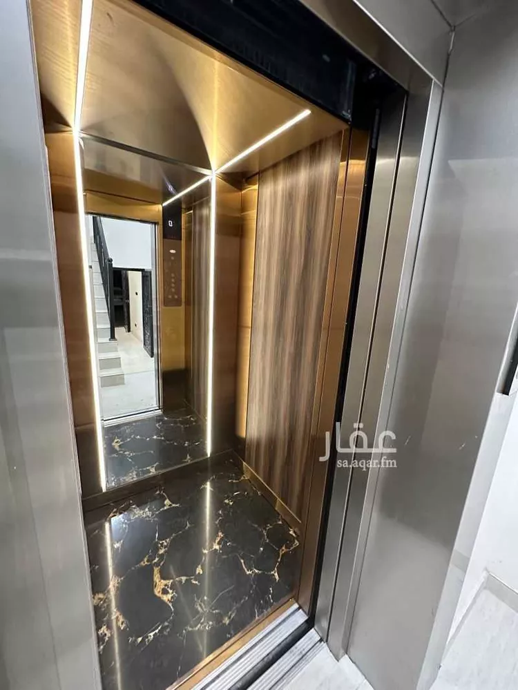 دور للبيع في شارع عبدالله السلمي, حي السعادة, مدينة الرياض, منطقة الرياض صورة 5