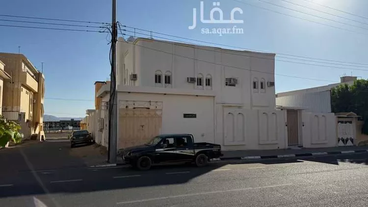 فيلا للبيع في شارع الملك فيصل, حي الجزء الشمالي, مدينة رنية, منطقة مكة المكرمة صورة 2