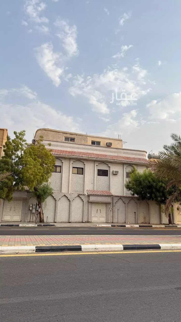 فيلا للبيع في شارع معاذ بن جبل, حي الجزء الشمالي, مدينة رنية, منطقة مكة المكرمة