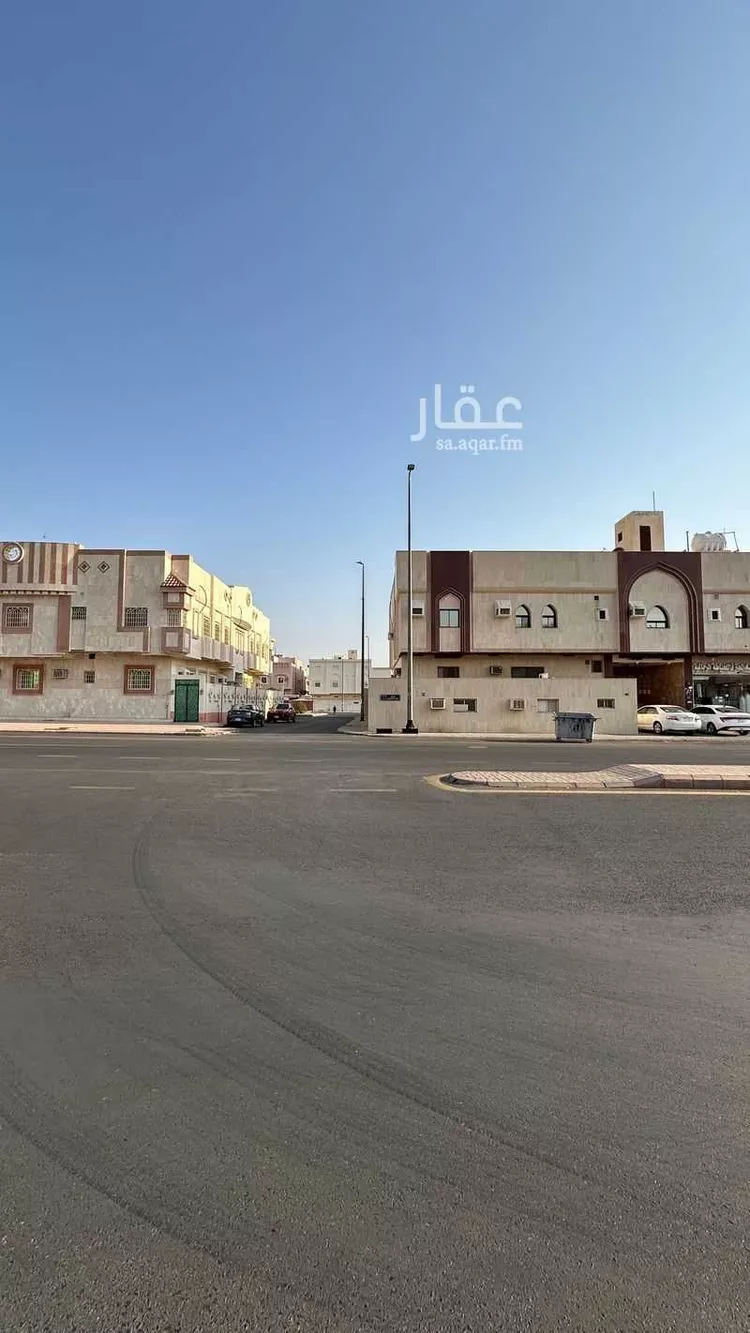 Building for Sale in Medina Al Jamiah صورة 2