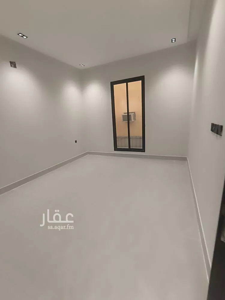 فيلا للبيع في شارع المطاوي, حي العريجاء الغربي, مدينة الرياض, منطقة الرياض صورة 3