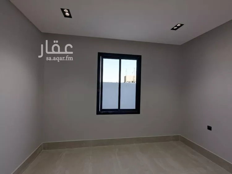 فيلا للبيع في شارع عباس الجوهري, حي عكاظ, مدينة الرياض, منطقة الرياض صورة 2