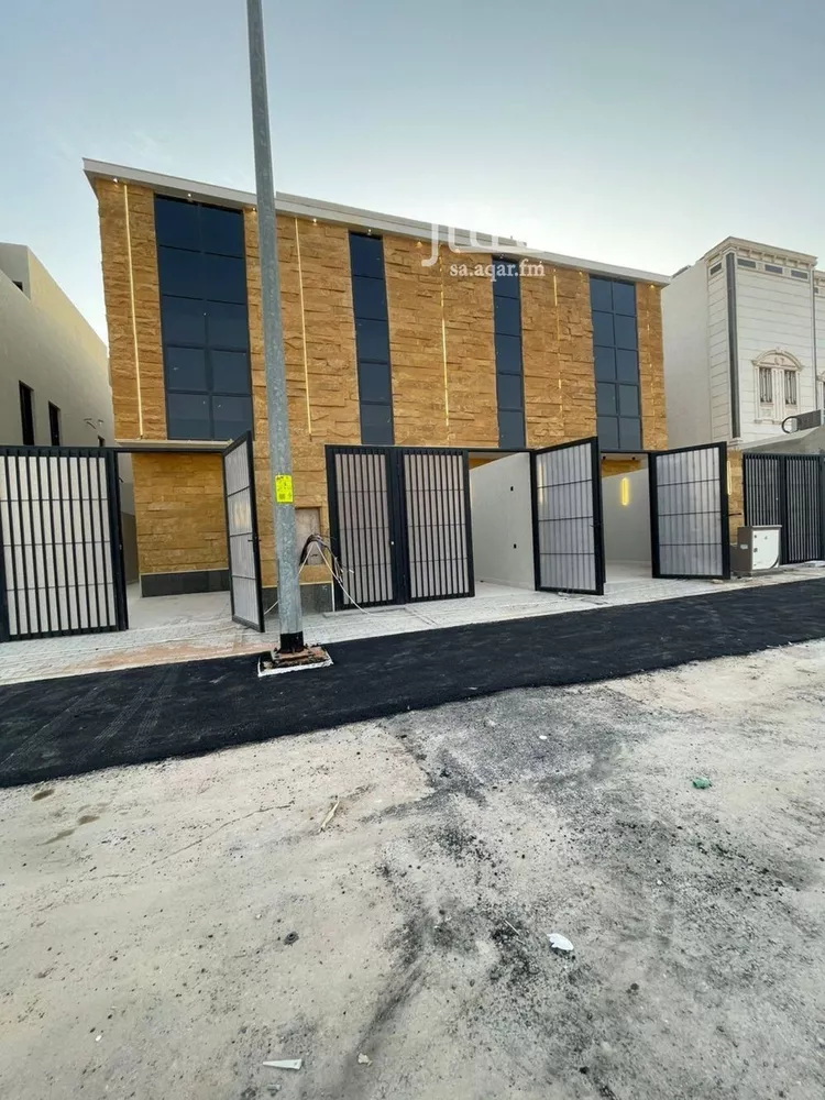 دور للبيع في شارع عثمان الراضي, حي عكاظ, مدينة الرياض, منطقة الرياض