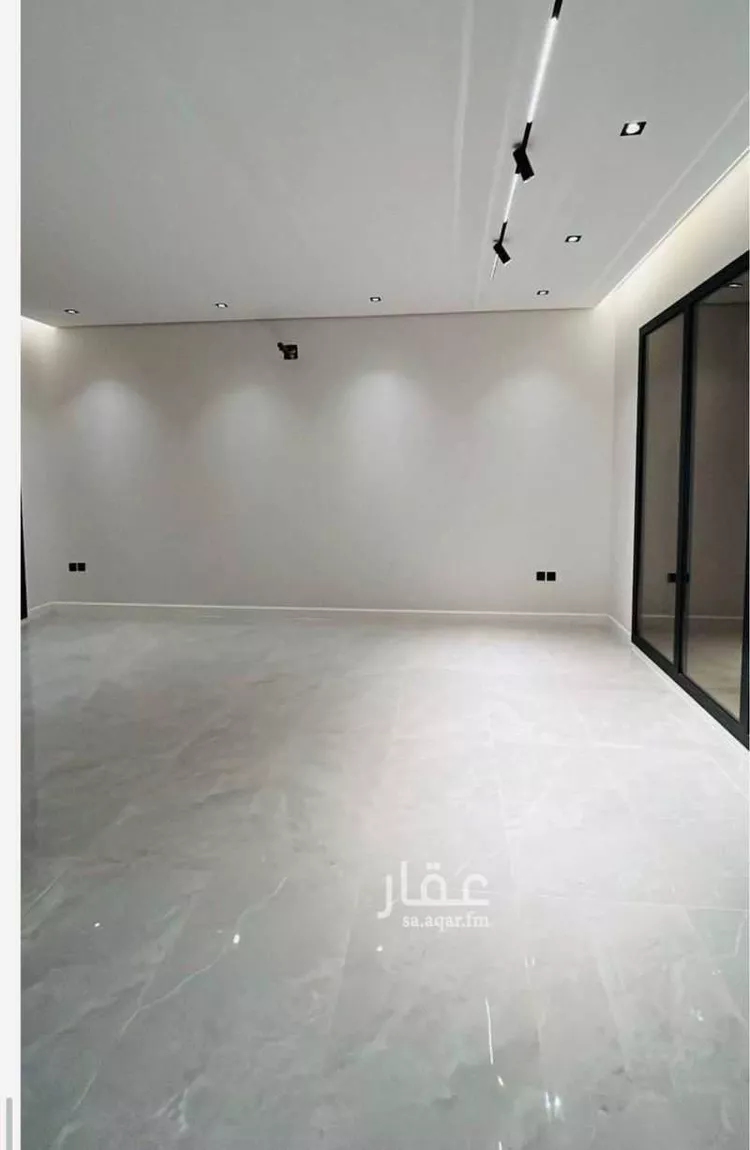 فيلا للبيع في شارع أحمد بن منصور, حي المهدية, مدينة الرياض, منطقة الرياض 7